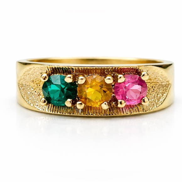 Jewelry - Vintage Gold Plated Birthstone mothers Band Ring Sz 6.25 Vintage Statement Y2K